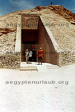 Eingang zum Grab von dem Pharao Ramses 9, im Tal der Könige, Theben