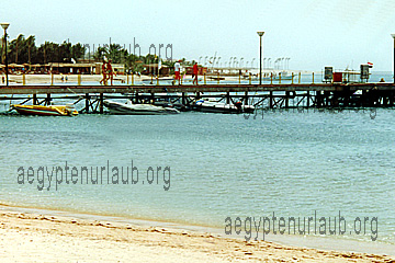Anlegestelle an einem Beach Resort in Hurghada, Rotes Meer, Ägypten
