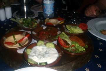 Salatplatte als Vorspeise in unserem gebuchten Hotel bei einer Ägypten Pauschalreise nach Hurghada am Roten Meer.